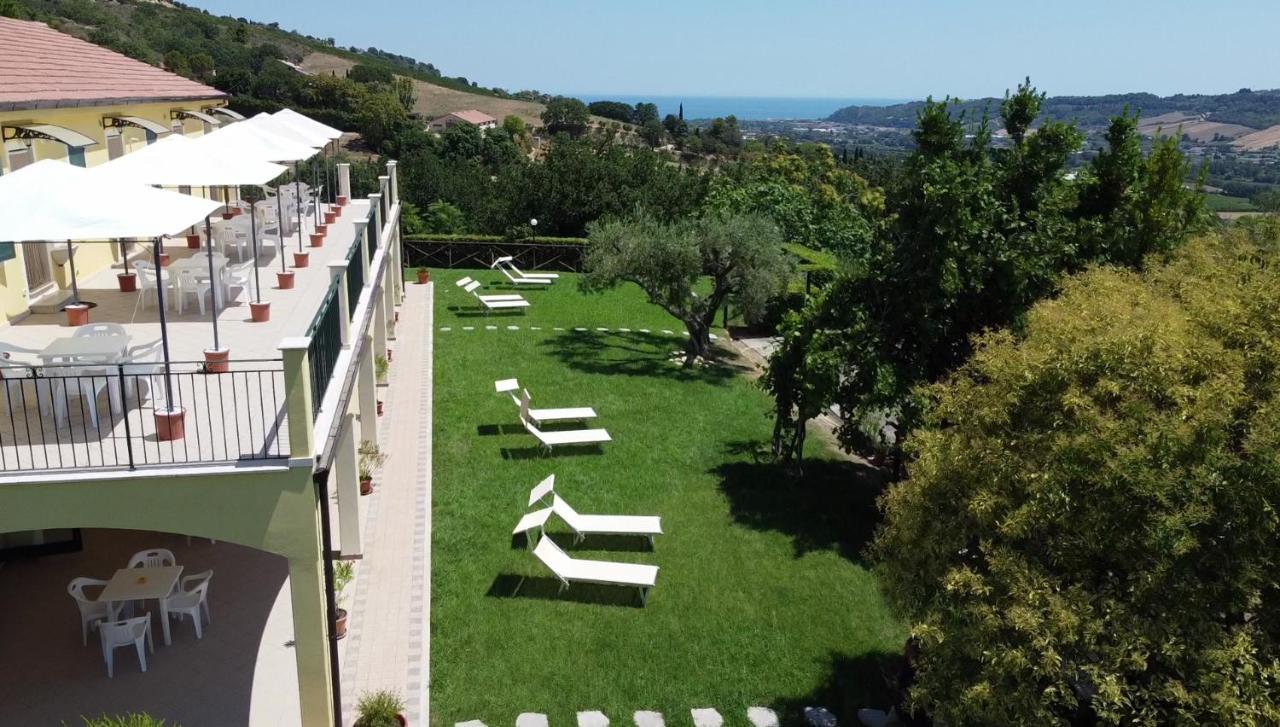 Agriturismo Montemaggio Lapedona Exteriör bild