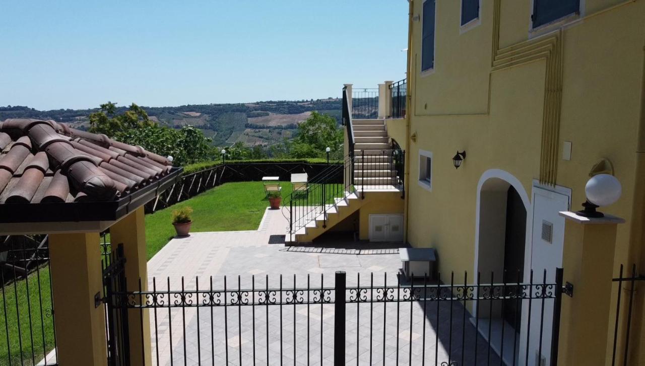 Agriturismo Montemaggio Lapedona Exteriör bild