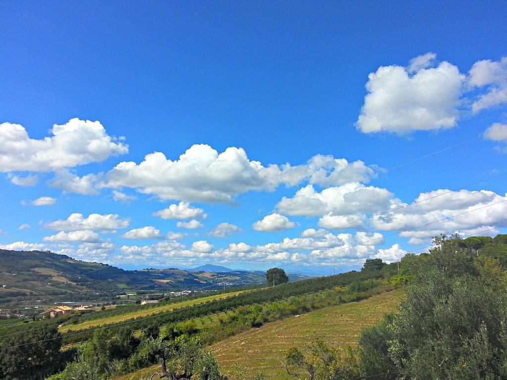 Agriturismo Montemaggio Lapedona Exteriör bild