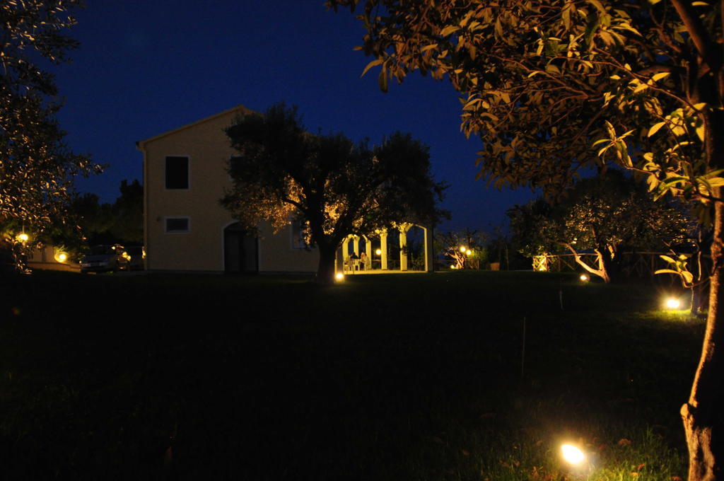 Agriturismo Montemaggio Lapedona Exteriör bild